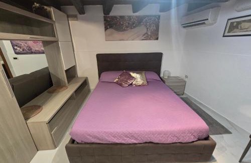 Santa Croce Apartment | I Gioielli del Doge - Ametista