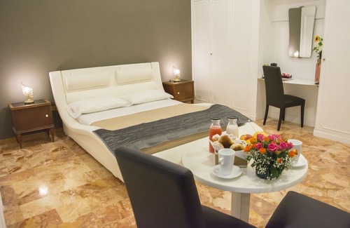 Montecalvario Hotel | Il Ventre di Napoli Broggia