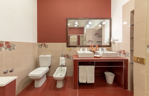 Montecalvario Hotel | Il Ventre di Napoli Broggia