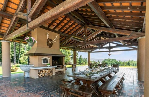 Carella Villa | 610 m² Villa ∙ 9 bedrooms ∙ 18 guests
