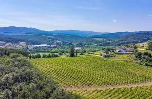San Casciano in Val di Pesa Villa | 200 m² Villa ∙ 5 bedrooms ∙ 10 guests