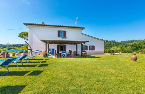 San Casciano in Val di Pesa Villa | 200 m² Villa ∙ 5 bedrooms ∙ 10 guests