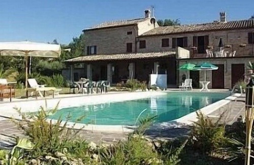 Santa Vittoria in Matenano House | 500 m² House ∙ 7 bedrooms ∙ 14 guests
