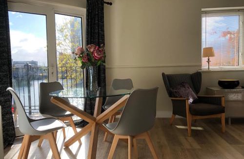 Belfast Central District Apartment | Lagan View - the perfect location in the city