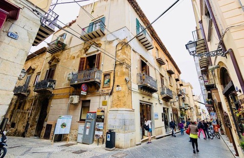 Old Town Apartment | LoftBotta2Cefalù