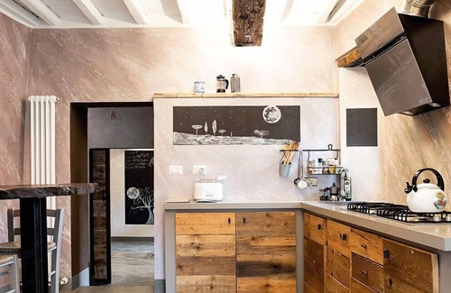 Terranuova Bracciolini Apartment | Lovely apartment for 2 guests with pool, A/C, WIFI, TV and panoramic view