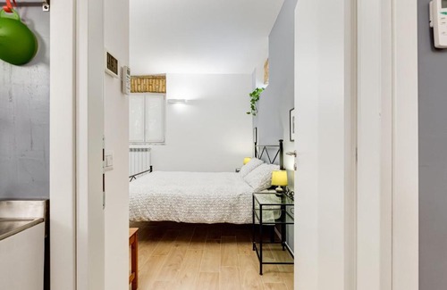 Quartiere XIII Aurelio Apartment | M&C San Pietro basement house