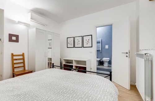 Quartiere XIII Aurelio Apartment | M&C San Pietro basement house