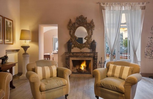 Sorrento City Centre Apartment | "Maison de charme in Tasso square"