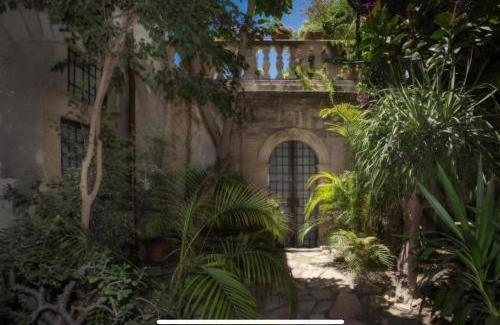 Ortigia Apartment | Maniace Suites