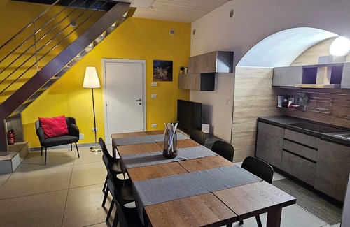 Monte Sant'Angelo Apartment | Mikhael Apartment 50 meters from the Basilica of St. Michael