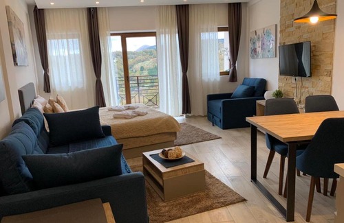 Lisina Apartment | Milmari Lux L31