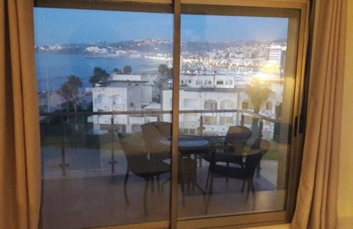Malabata Apartment | Modern apartment overlooking Tanger Bay and near Hilton city center