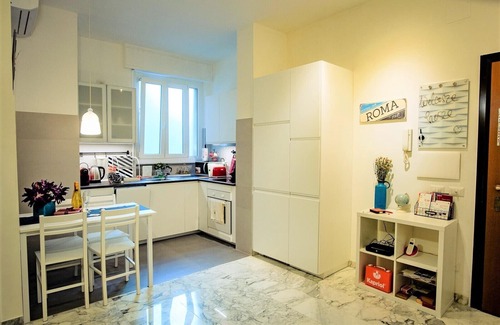 Quartiere XIII Aurelio Apartment | Modern & cozy 2 bedrooms and 2 bathrooms apartment near the Vatican