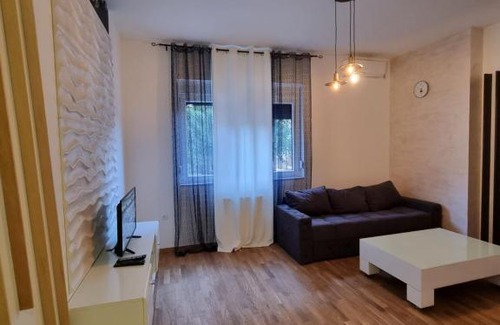 Novi Sad Apartment | NenoNs