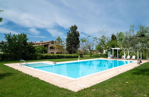 Citta Sant'Angelo Apartment | Nice apartment for 4 guests with pool, WIFI, A/C, TV, patio and pets allowed