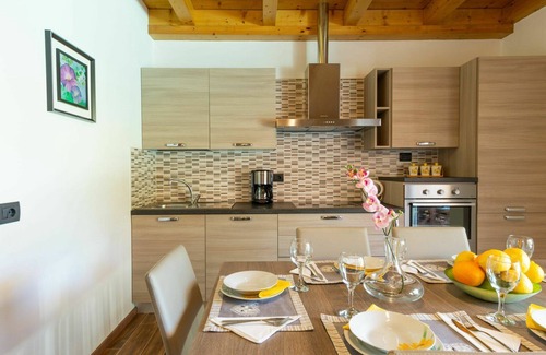 Colico Piano House | Nice apartment in villa for 6 people with pool, WIFI, TV and terrace