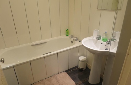 Newington Apartment | Our City - Blackwood Crescent