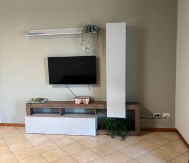 Padenghe sul Garda House | Padenghe Olive House - Ground-Floor Lake View Amid Olives