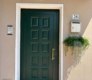 Padenghe sul Garda House | Padenghe Olive House - Ground-Floor Lake View Amid Olives