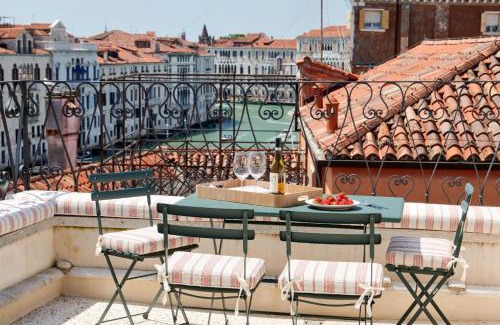 San Polo Apartment | Palazzo dell'albero d'Oro