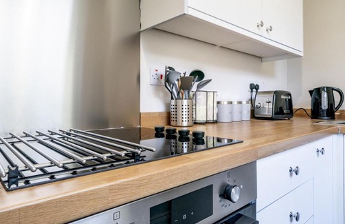 Belfast City Centre House | Pass the Keys Lovely 2BR Townhouse - Perfect for a Vacation Stay