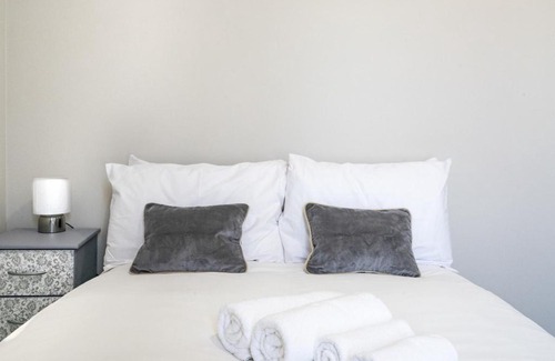Belfast City Centre House | Pass the Keys Lovely 2BR Townhouse - Perfect for a Vacation Stay