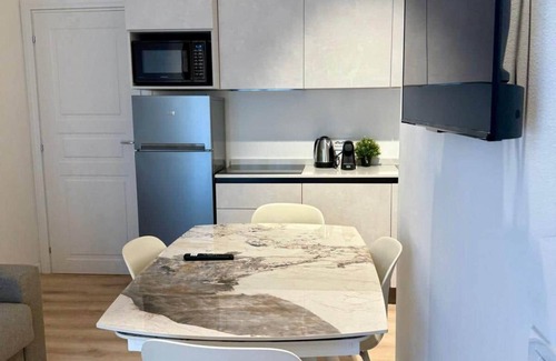 Zona Risorgimento Apartment | Penthouse Apartment Arco della Pace - POG 2-4