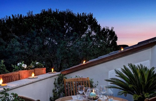 Quartiere XIII Aurelio Apartment | Piccolomini San Peter Terrace Flat