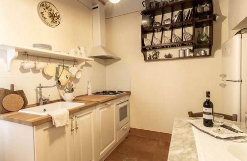 Chianciano Terme House | Residence Laura-Charming accommodation for 4 people in a farmhouse near Montepulciano