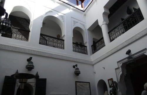 Zaouia Sidi Rhalem House | Riad Mina