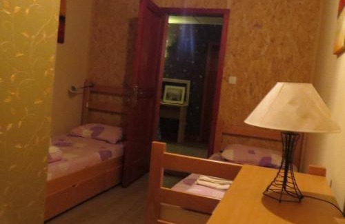 Novi Beograd Hostel | San Art Floating Hostel & Apartments