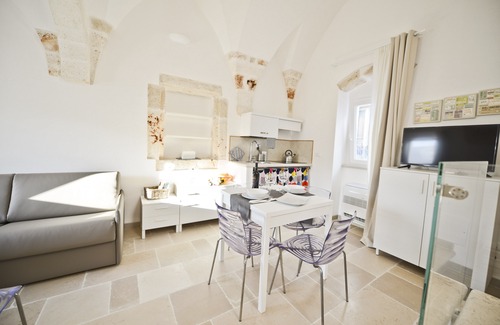 Ostuni Hotel | Scirocco Apartment with Terrace