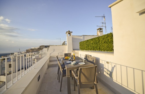 Ostuni Hotel | Scirocco Apartment with Terrace