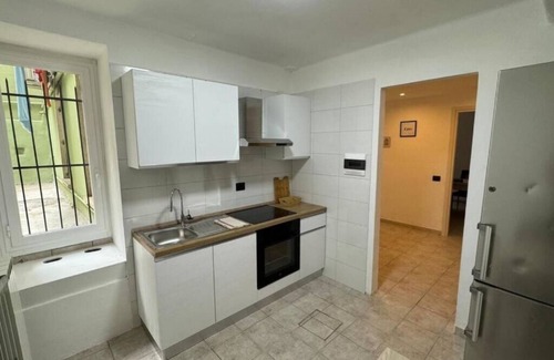 Alassio Apartment | [Seahouse] Four Bedroom Apartment Facing the Sea