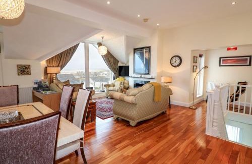 Castlerock House | Seaview