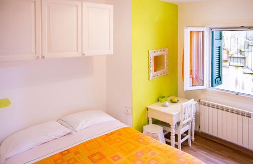 Vernazza House | solemagia in via roma