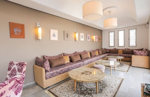 Medina House | Stay in the Heart of the City, Superior Room People Noor