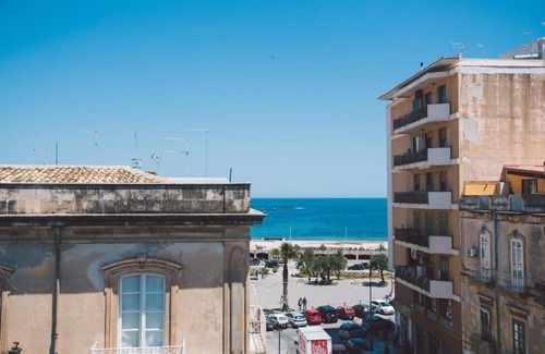 Ortigia Apartment | Suite Giaracà #SeaView #Bigterrace #SeaView