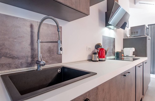 Roman Quarter Apartment | Suite Queen Apartments