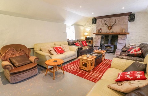 Tyndrum House | The Auld Tyndrum Cottage