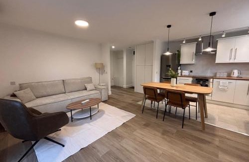 Haverstock Apartment | The Serene Retreat in Camden