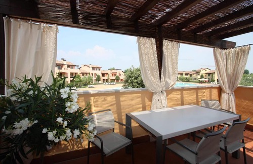 San Benedetto di Lugana Apartment | Two bedroom apartment with pool view