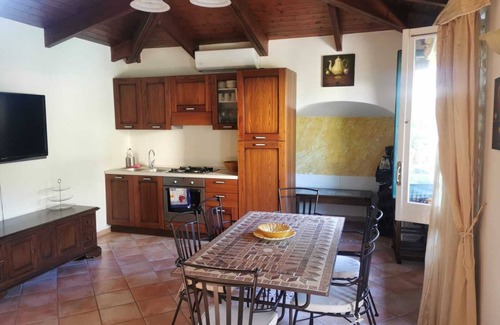 Sorrento Apartment | Villa Concetta - Sorrento centre, with pool, garden, parking, BBQ, WiFi