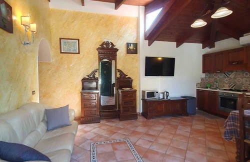 Sorrento Apartment | Villa Concetta - Sorrento centre, with pool, garden, parking, BBQ, WiFi
