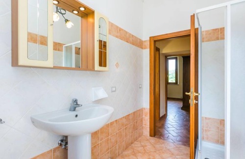 Badia Agnano House | Villa I Gelsomini by Interhome