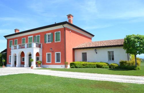 Desenzano del Garda House | Villa San Pietro