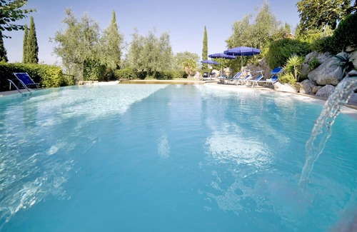 Montopoli in Val d'Arno Villa | Wonderful private villa for 9 guests with A/C, WIFI, private pool, veranda and panoramic view
