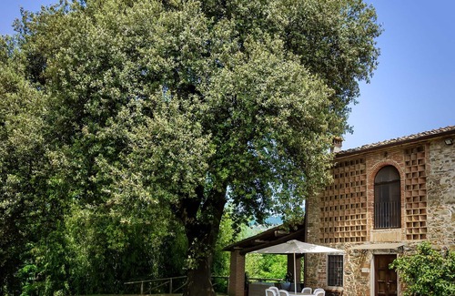 Capannori Villa | Wonderful private villa with WIFI, private pool, A/C, TV, patio and panoramic view, close to Lucca