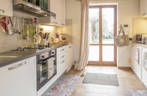 Fara in Sabina House | Wonderful private villa for 6 guests with private pool, WIFI, A/C, TV and patio